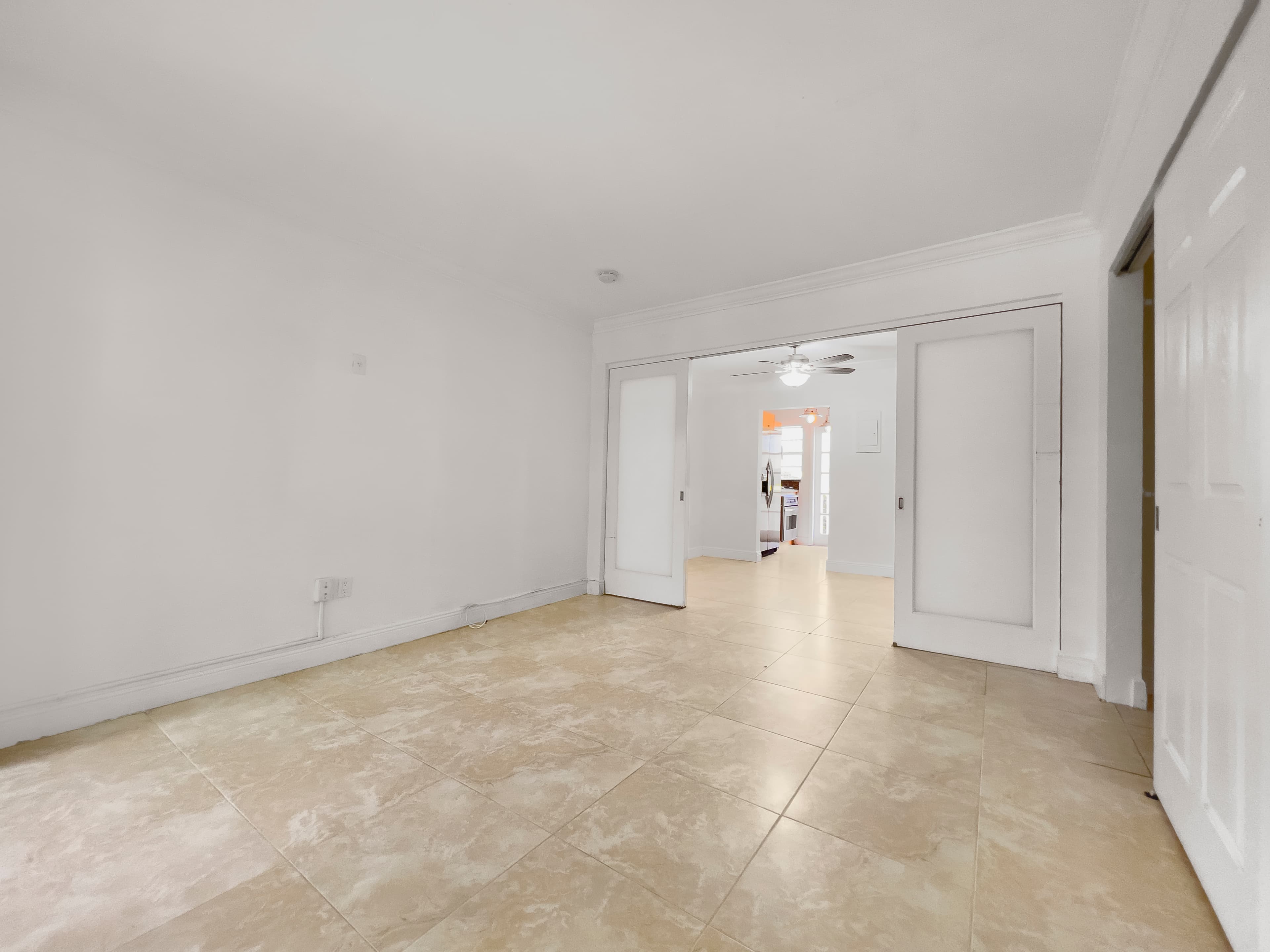 901 Meridian Avenue, 103 — thumbnail 2